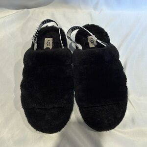 UGG Fluff Yeah slippers
